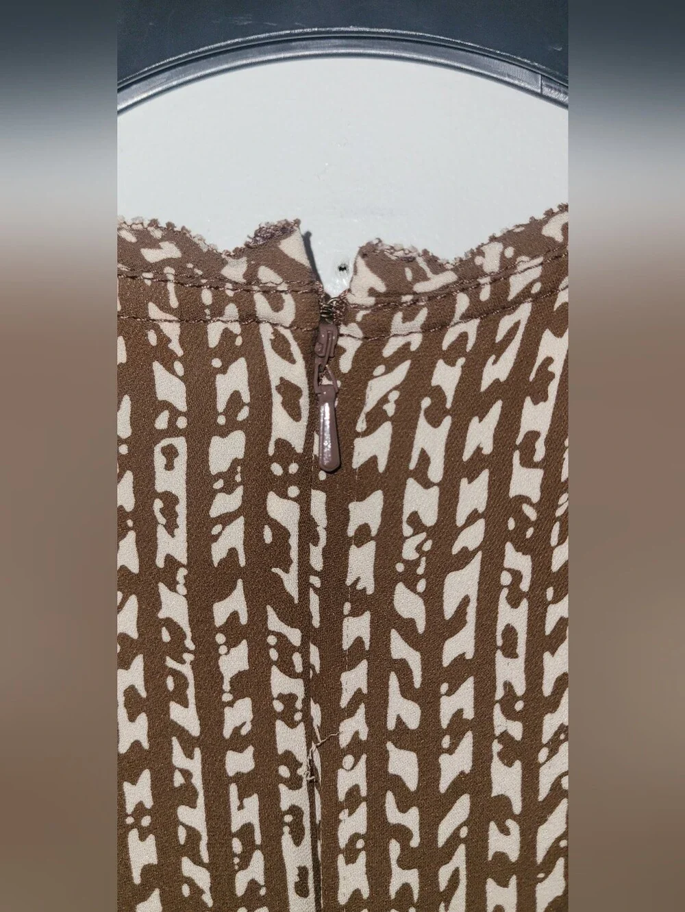 Tory Burch Multitone Brown Patterned Pleated Silk Sleeveless Blouse Size 6